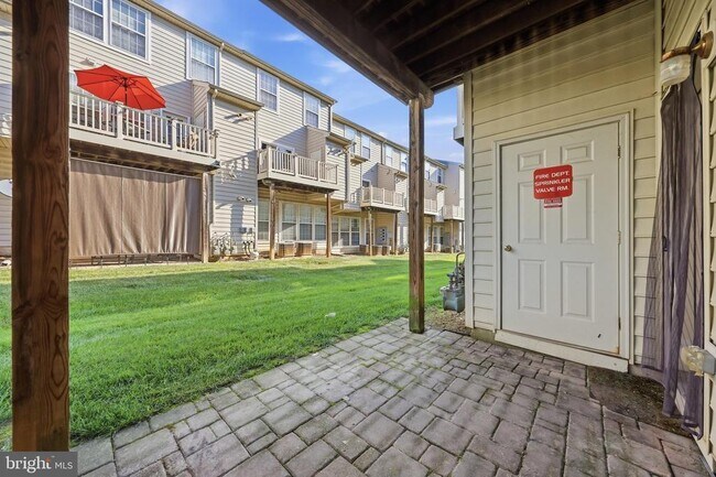 Building Photo - 6502 Montalto Xing