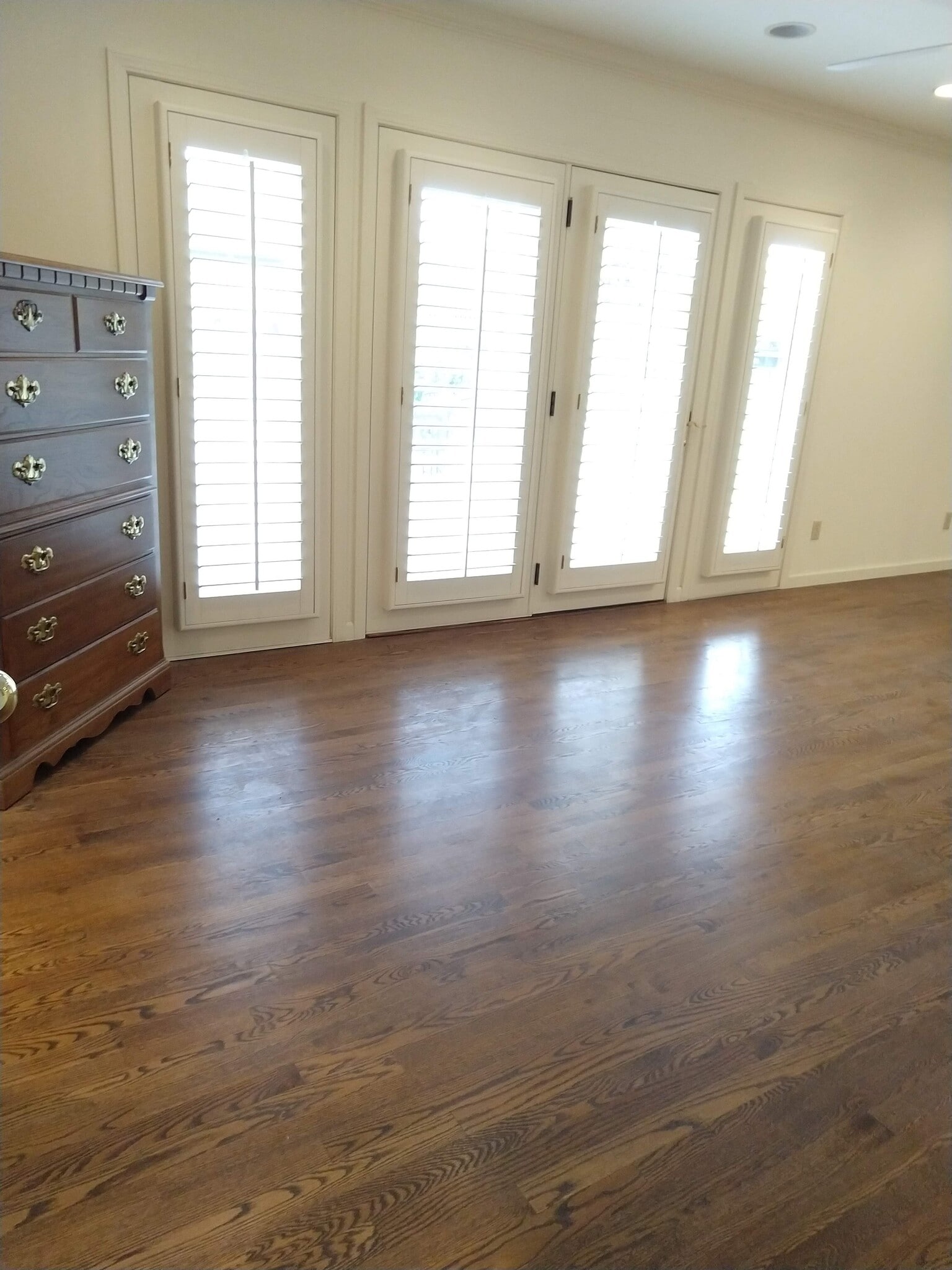 Building Photo - 299 Dallas Dr