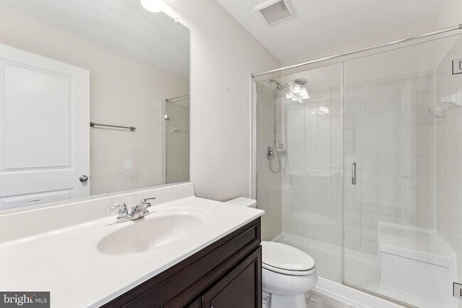 Building Photo - 43422 Robey Sq
