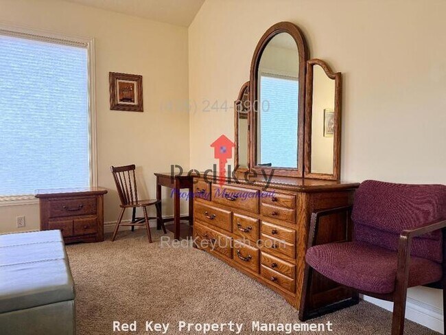 Building Photo - 739 Elk Meadow Loop