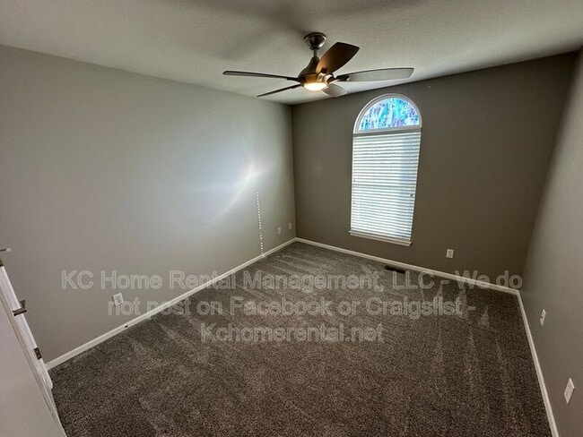 Building Photo - 224 S Huntsman Blvd