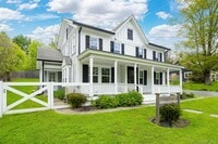 Building Photo - 5 Valley Farm Rd
