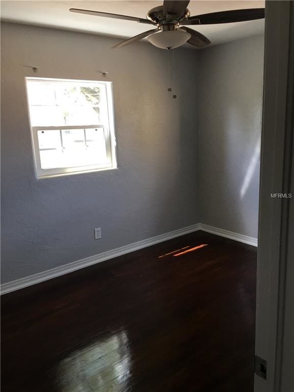 Building Photo - 700 Tam O Shanter Dr