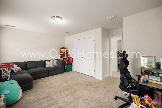 Building Photo - 5176 Carmell Ridge Cir