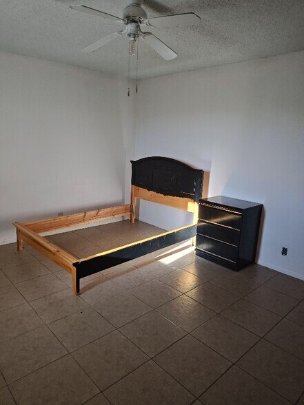 Building Photo - 357 Rio Grande Ct