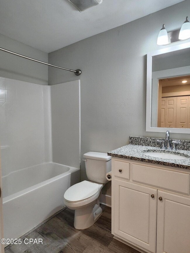 Building Photo - 9024 Banyan Beach Dr