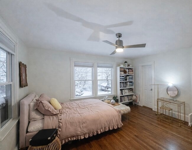 Building Photo - 15 Bearse Ave