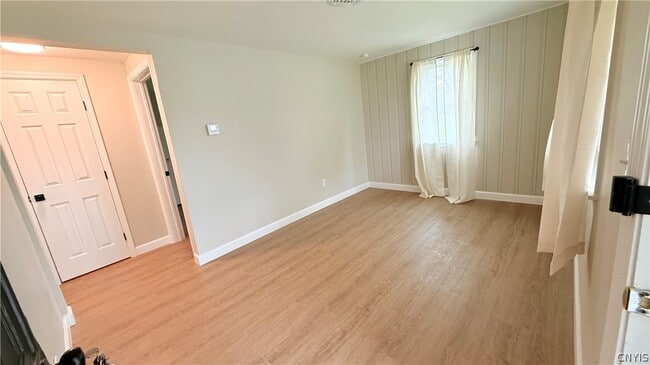 Building Photo - 4900 Bear Rd