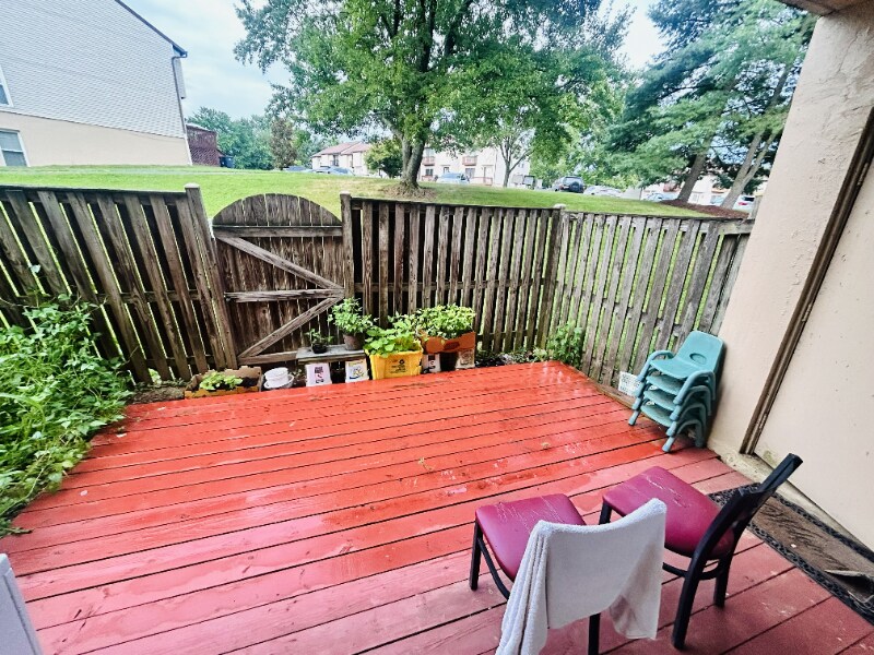 Building Photo - 11381 Laurelwalk Dr