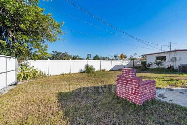 Building Photo - 5801 Emerson Ave S