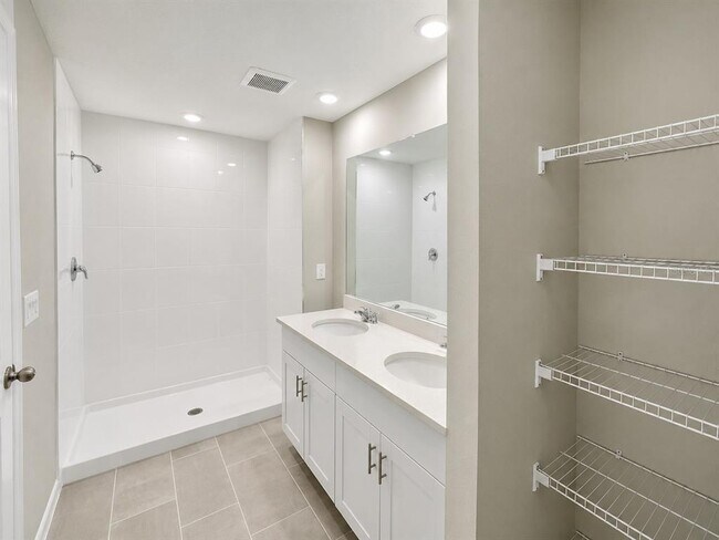 Building Photo - 5909 Sailor Coast Wy