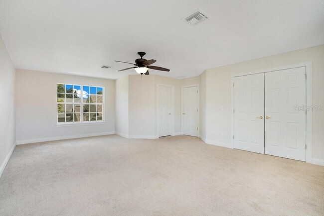 Building Photo - 8527 Summerville Pl