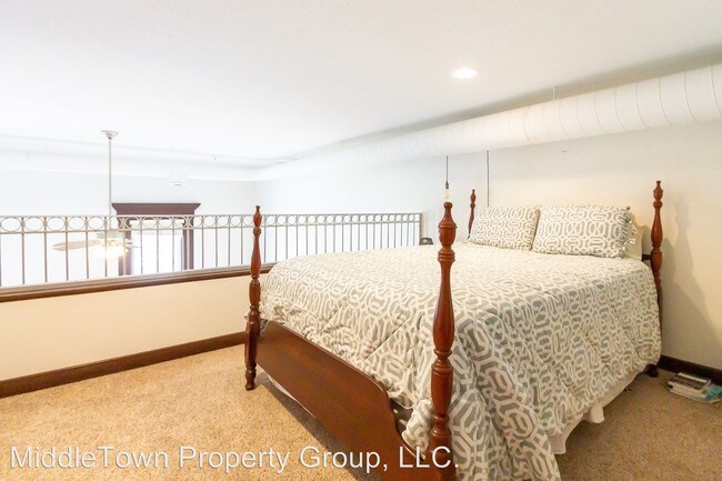 Building Photo - 120 S Walnut St