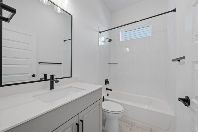 Building Photo - 5902 Rangeland Rd