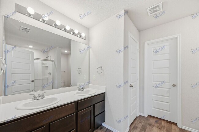 Building Photo - 126 Rock Crk Ln