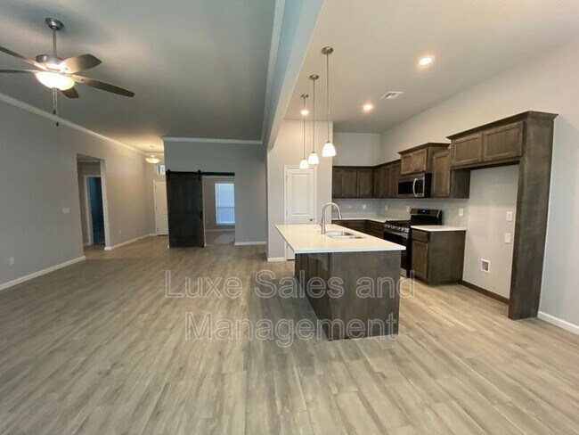 Building Photo - 8513 NW 77th Pl