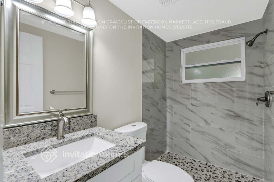 Building Photo - 3416 Seffner Dr