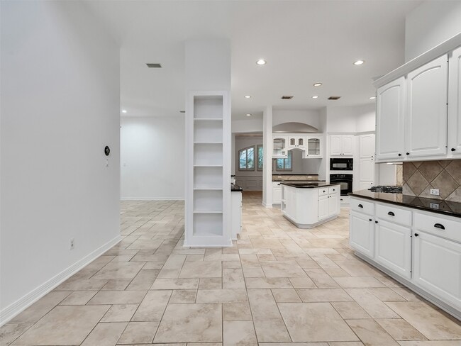 Building Photo - 1211 Sterling Ct
