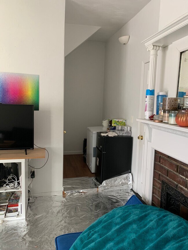 Building Photo - 308 S Neville St