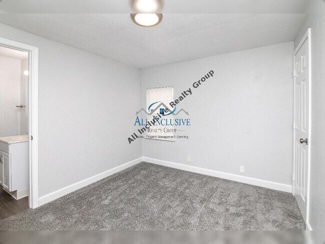 Building Photo - Great 3BD 2 BA home