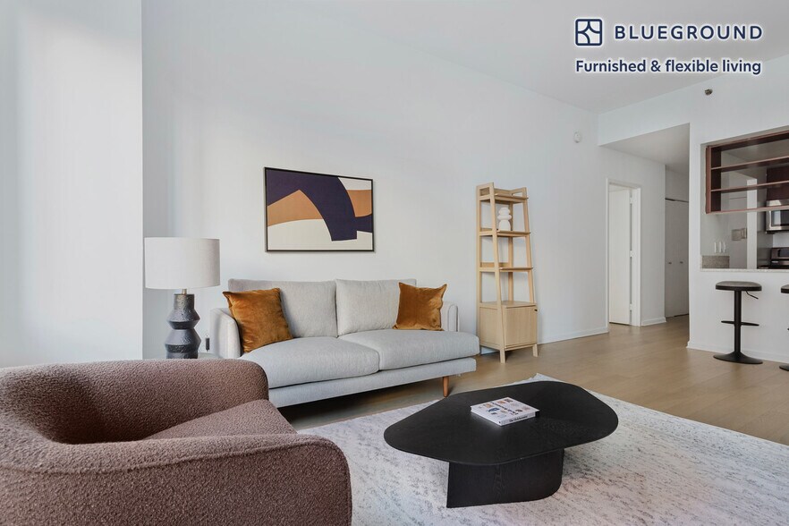 Building Photo - 535 W 23rd St