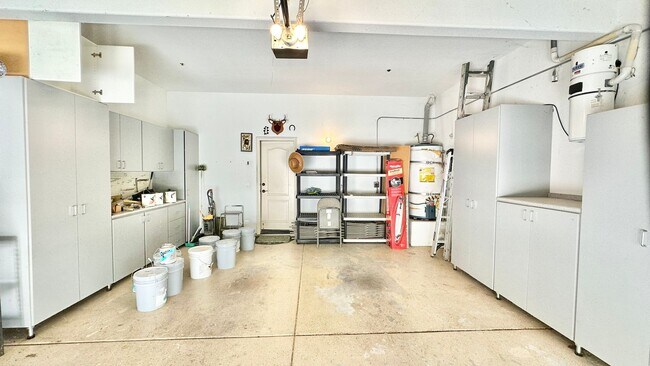 Building Photo - Stunning Two-Story Estate Home in the Gated and Lovely Champagne Crest Community of Fallbrook!