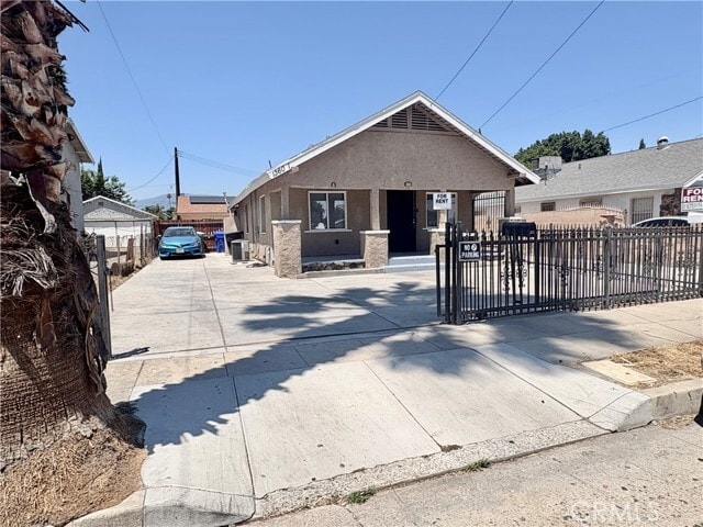 Building Photo - 1360 Poplar St