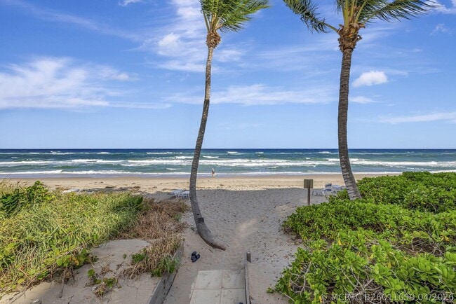 Building Photo - 3215 S Ocean Blvd