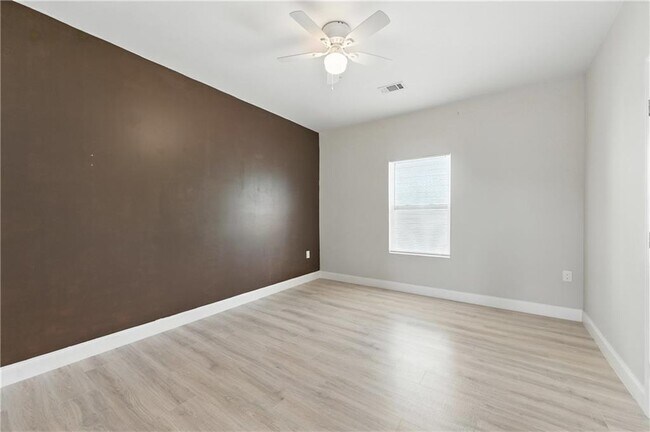 Building Photo - 1470 Norris Pl NW