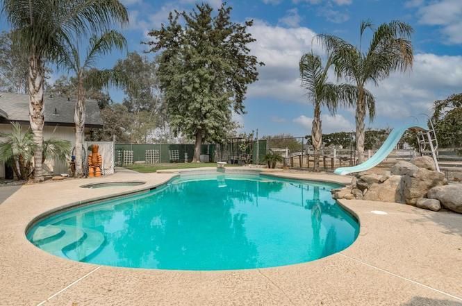 Building Photo - 17323 Anaconda Rd