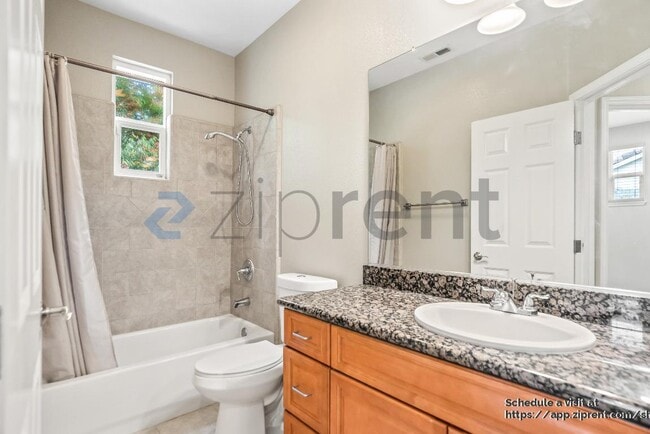 Building Photo - 2677 Corde Terra Cir