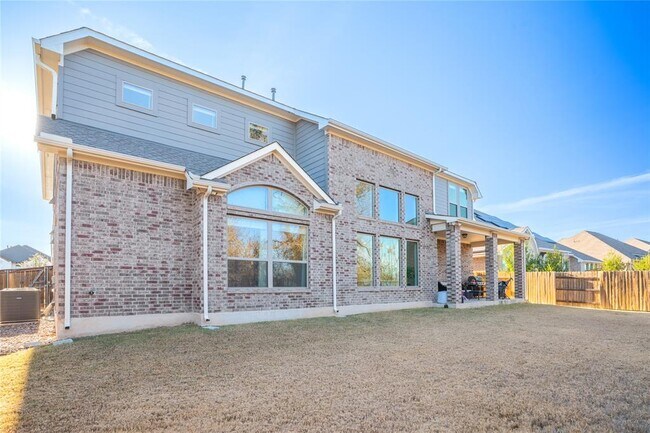 Building Photo - 3341 Catalina Cv