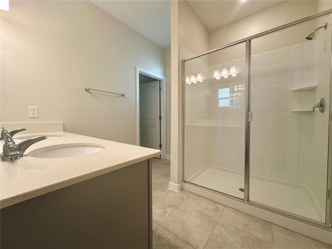 Building Photo - 10247 Love Story St