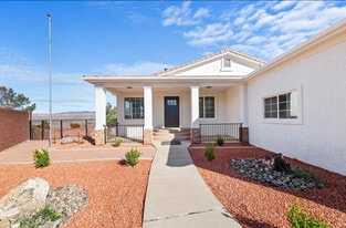 Building Photo - 2280 W Vista Ct