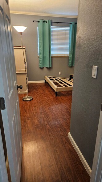 Building Photo - 2367 Twede Way