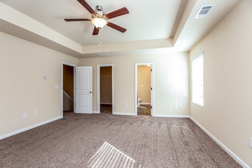 Building Photo - 1205 Faye Ct