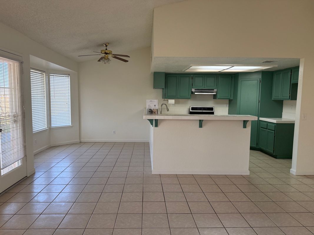 Building Photo - 22412 Hurons Ave