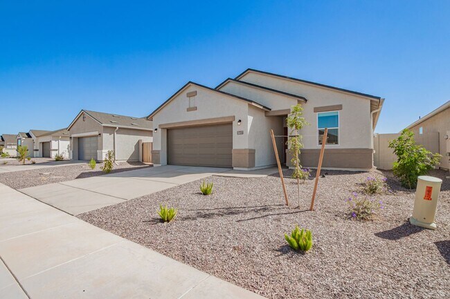 Building Photo - Brand New - Never Lived In 4 Bedroom / 2 B...