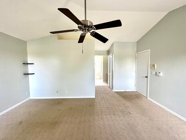 Building Photo - 2698 Linkside Dr