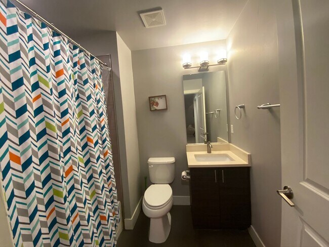 Building Photo - Gorgeous 4B/3.5B North Boulder - Available...