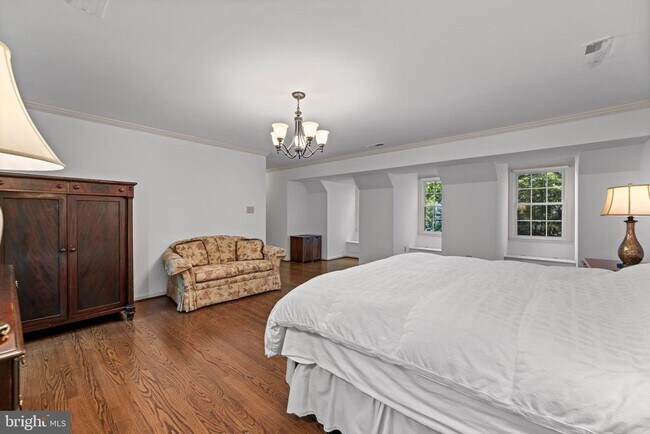 Building Photo - 12307 Eliff Way