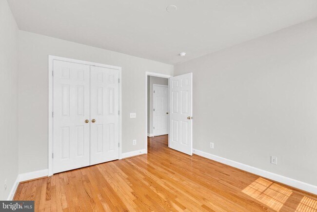 Building Photo - 9249 Laurel Ridge Crossing Rd