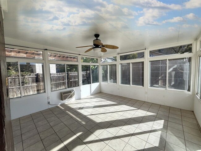 Building Photo - 1713 River Birch Dr