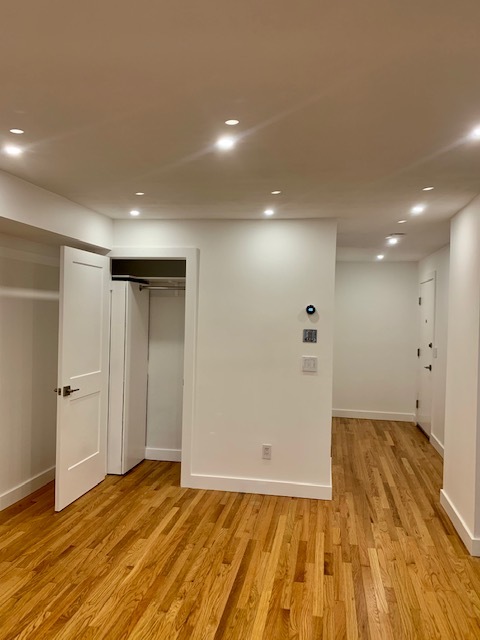 Livingroom - 700 Schuyler Ave