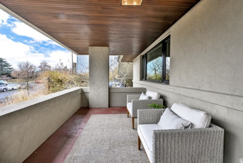 Building Photo - The Cottage