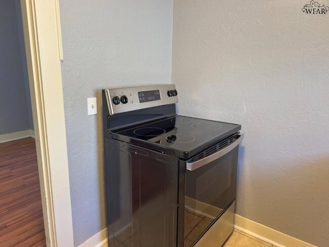 Building Photo - 2173 Ave J