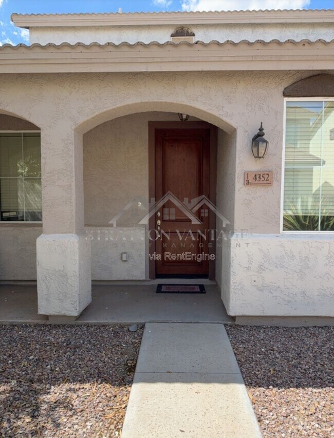 Building Photo - 4352 E Carla Vista Dr