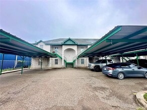 Building Photo - 3802 Clavel St
