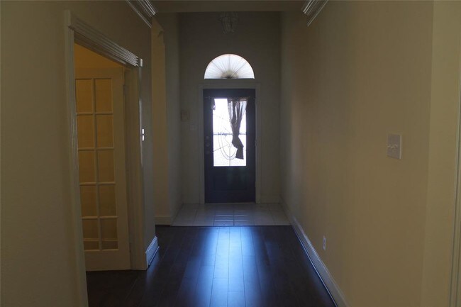 Building Photo - 1314 Parkway Ct