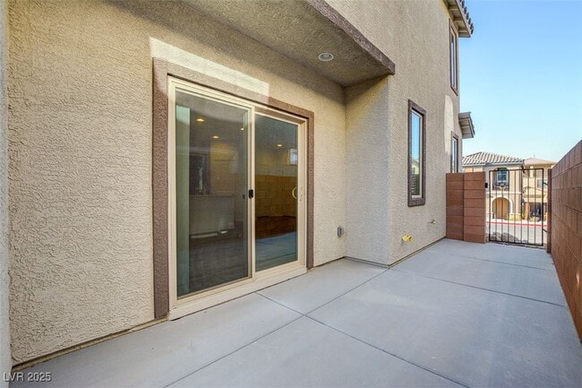 Building Photo - 3045 Historic Horizon Ave